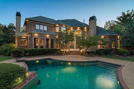 9276 S Ingleside Farm Rd Germantown, TN 38139