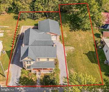 331 High St Shepherdstown, WV 25443