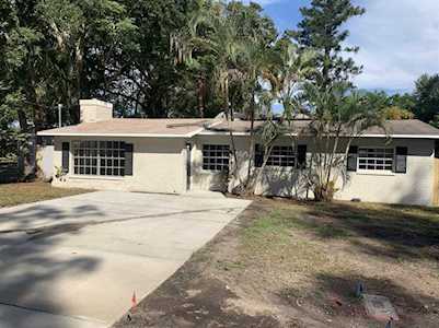 83 Maple Ave Palm Harbor, FL 34684