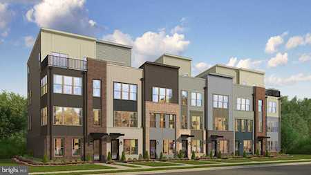 5672 Little Branch Run Hyattsville, MD 20782