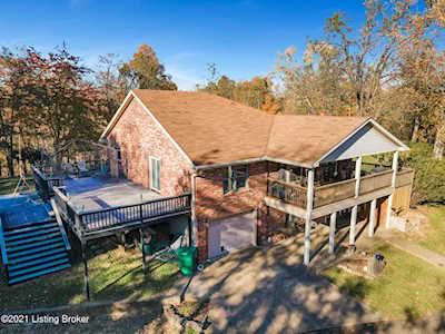 769 Barrallton Hill Rd Shepherdsville, KY 40165