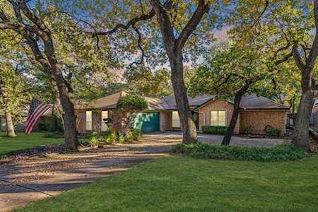 6804 Inwood Drive North Richland Hills, TX 76182