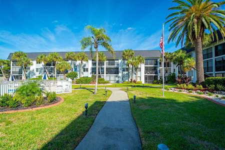 5600 Beach Way Dr #205 Sarasota, FL 34242