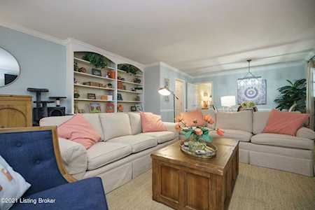 3813 Washington Square #1E Louisville, KY 40207