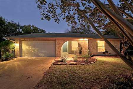 6805 Silvermine DR Austin, TX 78736