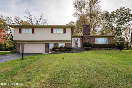 5509 Hidden Rd Louisville, KY 40291