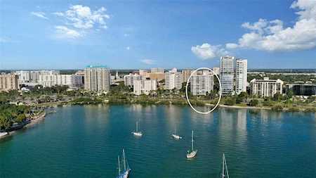 555 S Gulfstream Ave #1504 Sarasota, FL 34236