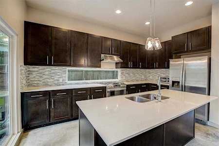 2805 Sol Wilson Ave #B Austin, TX 78702