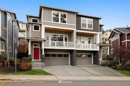 8438 169th Ave NE #101 Redmond, WA 98052