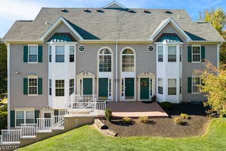 1113 Magnolia Ln Branchburg Twp., NJ 08876