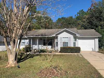 226 Southview Drive Crestview, FL 32536
