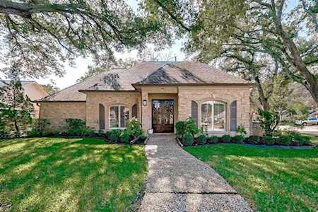 1402 Dominion Dr Katy, TX 77450