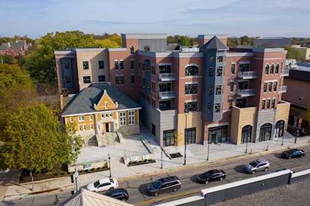 110 S Washington St #202 Naperville, IL 60540