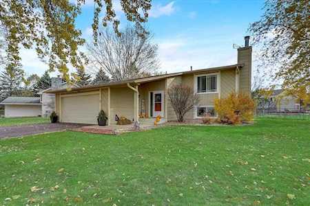9750 Upper 205th Street W Lakeville, MN 55044