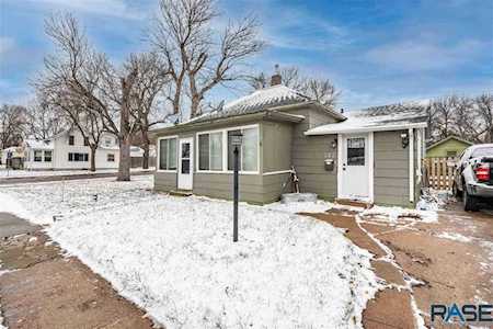 202 E 3Rd St Dell Rapids, SD 57022