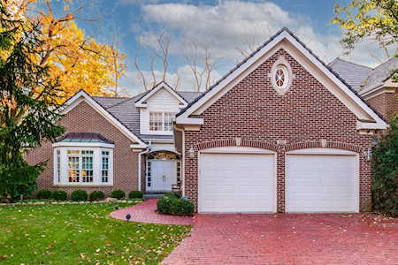 861 Gloucester Crossing Lake Forest, IL 60045