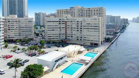 1817 S Ocean Dr #725 Hallandale Beach, FL 33009
