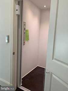 11804 Centurion Way Potomac, MD 20854