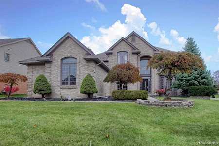 45802 Fountain View Dr Canton Twp, MI 48188