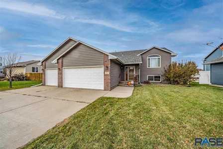 7804 W Alexandra St Sioux Falls, SD 57106