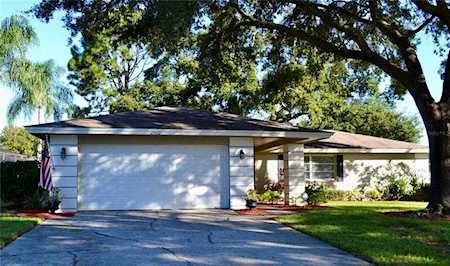 2962 Kenilwick Dr N Clearwater, FL 33761