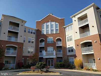 2608 Chapel Lake Dr #407 Gambrills, MD 21054
