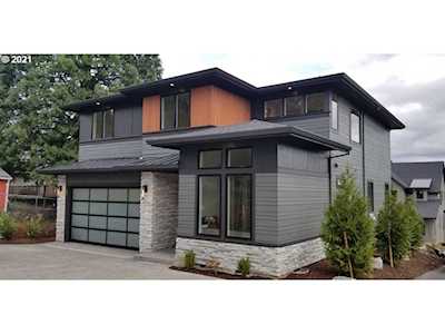 8796 SE Spyglass Dr Happy Valley, OR 97086