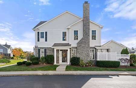 140 Halsted Dr #140 Hingham, MA 02043