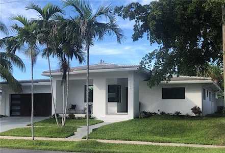 2109 SE 19th St Fort Lauderdale, FL 33316
