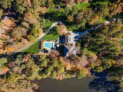 375 Pine Grove Rd Roswell, GA 30075