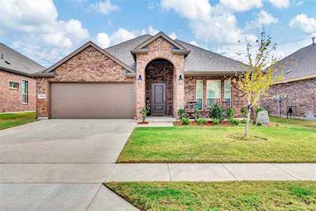 2704 Ainsworth Road Aubrey, TX 76227