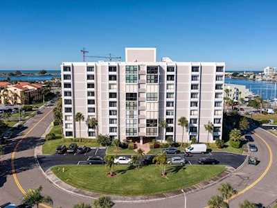 855 Bayway Blvd #102 Clearwater, FL 33767