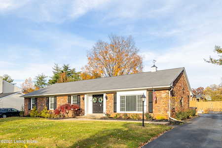 8813 Nottingham Pkwy Louisville, KY 40222