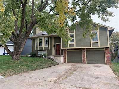 7117 N Atkins Ave Kansas City, MO 64152