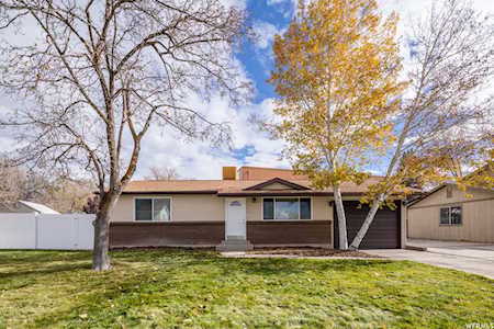 10513 S Leilani Dr Sandy, UT 84070
