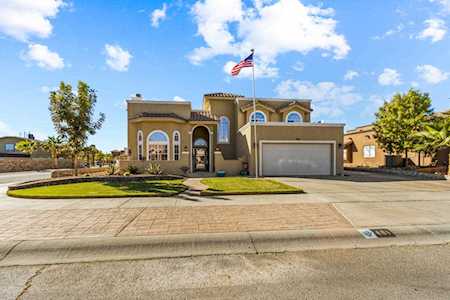 481 Benton St Horizon City, TX 79928