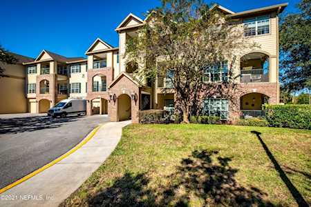 7800 Point Meadows Dr Jacksonville, FL 32256