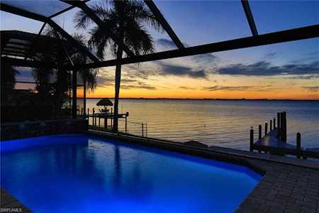 2262 SE 28th St Cape Coral, FL 33904