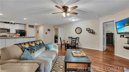 100 Osage Hills Rd Lake Ozark, MO 65049