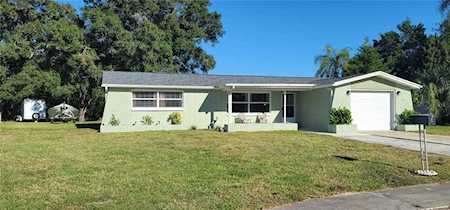 5132 Greenwood St New Port Richey, FL 34653
