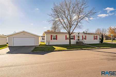 6205 W Misty Glen Pl Sioux Falls, SD 57106