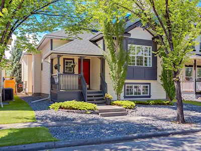 33 Inverness View SE Calgary, AB T2Z 3P7