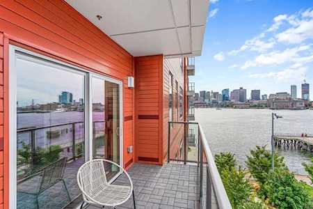 99 Sumner #421 Boston, MA 02128