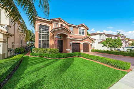 15485 SW 23rd Ln Miami, FL 33185