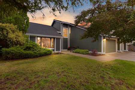 8176 Woodlake Hills Drive Orangevale, CA 95662