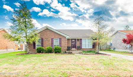 5612 Hasbrook Dr Louisville, KY 40229