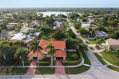 8700 SW 193rd Ter Cutler Bay, FL 33157