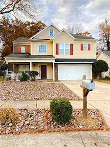 1911 Elizabeth Oaks Ave Charlotte, NC 28216