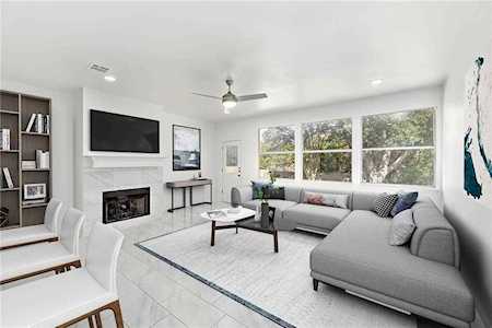 8132 Tonkinese DR Round Rock, TX 78681