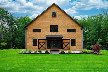 32 Alden Circle Tamworth, NH 03817